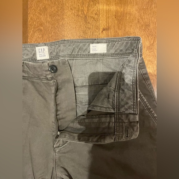 *SOLD* GAP slim fit grey chino pants size 32x32 - Picture 2 of 4
